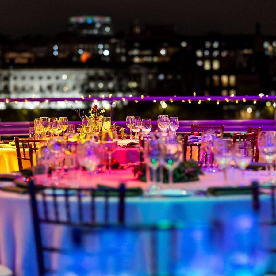 Buffini-Chao-Deck-dinner-set-up-aspect-ratio-1800-600